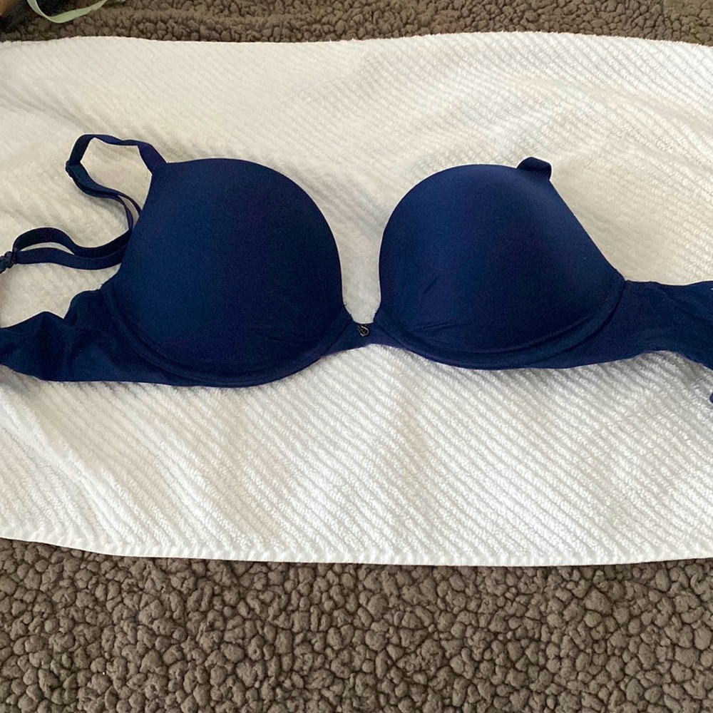 Victoria’s Secret Plunge Bra